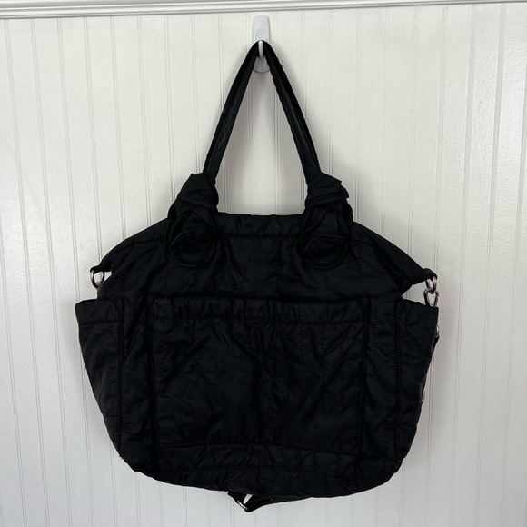 Large Full-Zip Marc Jacob’s Diaper Bag - Picture 14 of 14